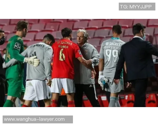 鲁本迪亚斯:从天才后卫到球队核心的华丽蜕变之路